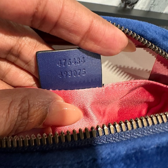 SOLD / Gucci Marmont belt bag Cobalt blue velvet - Picture 6 of 8